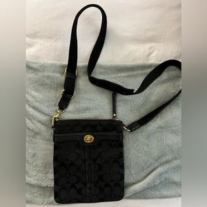 Coach Crossbody Signature Monogram